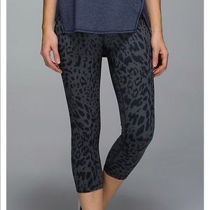 Lululemon Wunder Under Crop